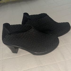 Bernie mev Black booties